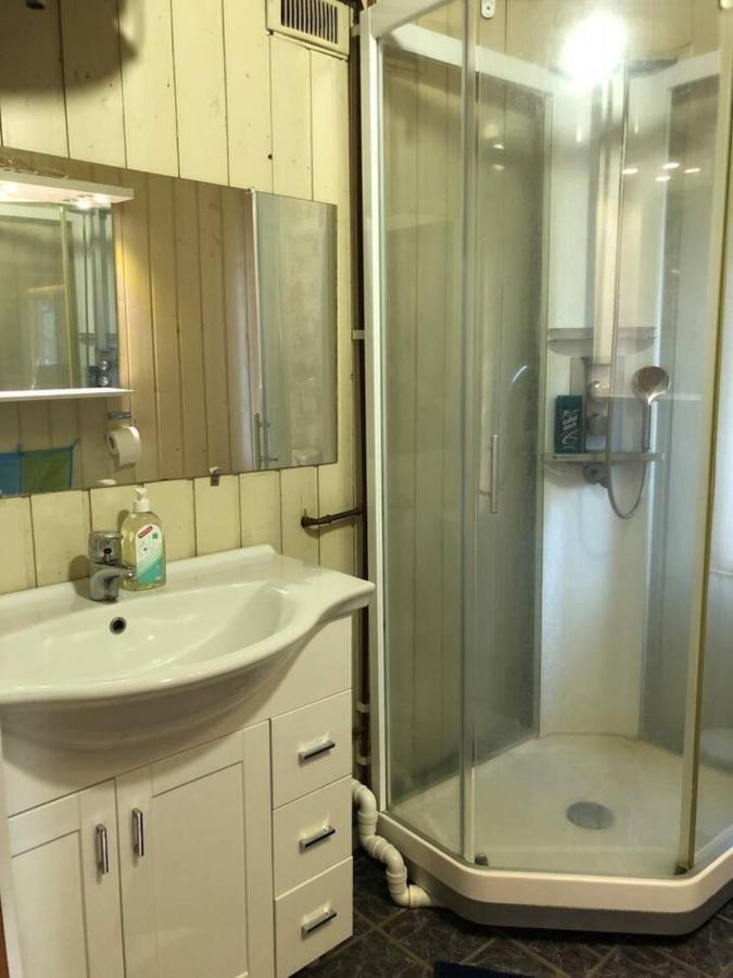 Beautiful 3 Bed Cottage In Ytteroy With Seaview Εξωτερικό φωτογραφία