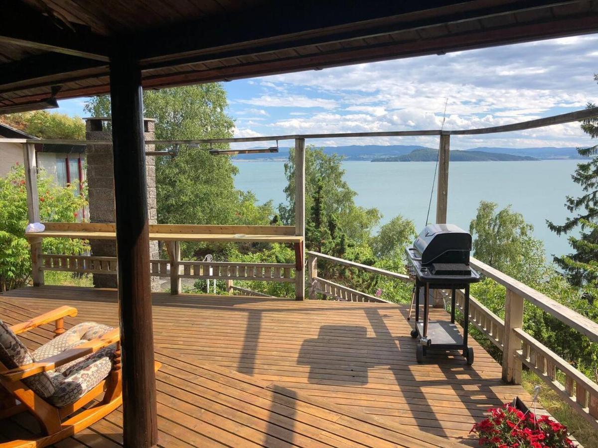 Beautiful 3 Bed Cottage In Ytteroy With Seaview Εξωτερικό φωτογραφία